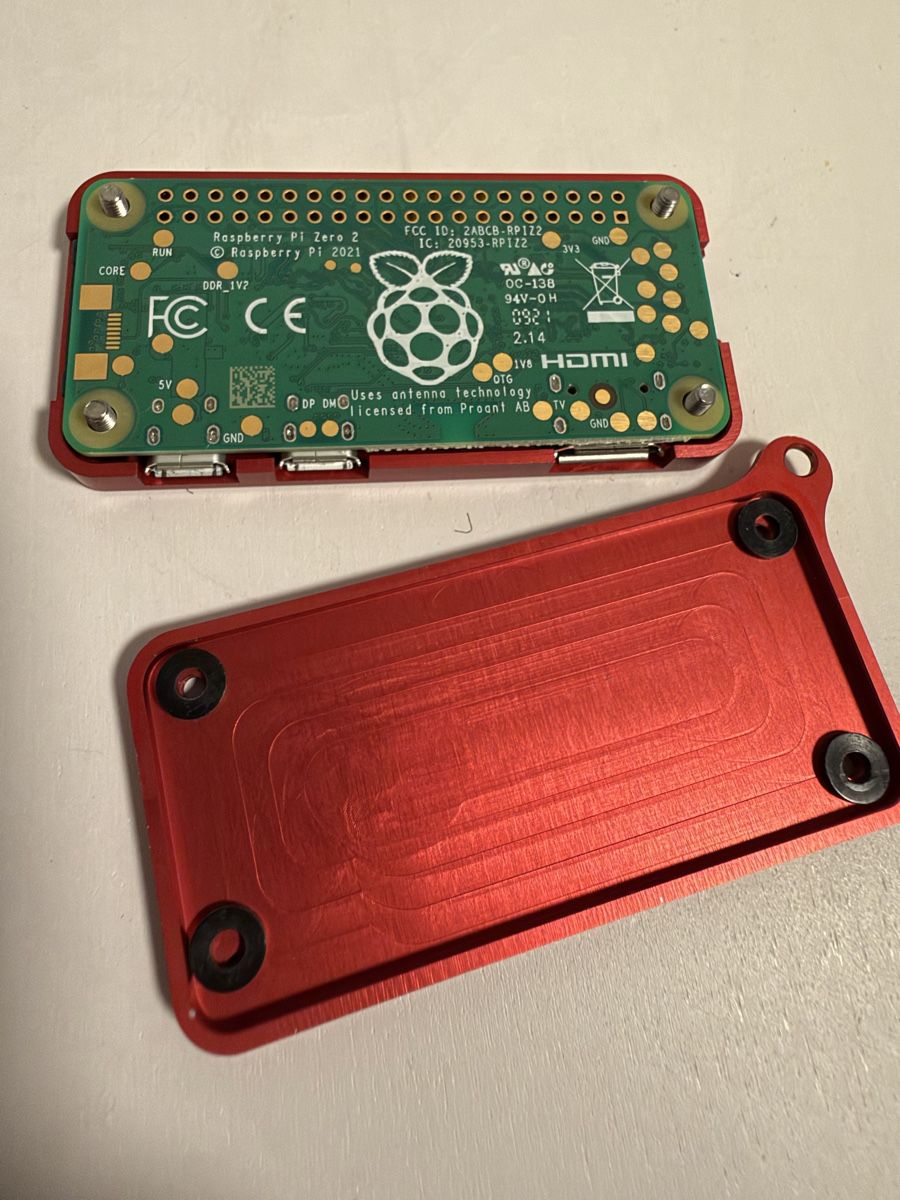 Raspberry Pi PCs: Raspberry Pi Zero 2 + Aluminium case – Gebraucht aus Zürich von jankais3r