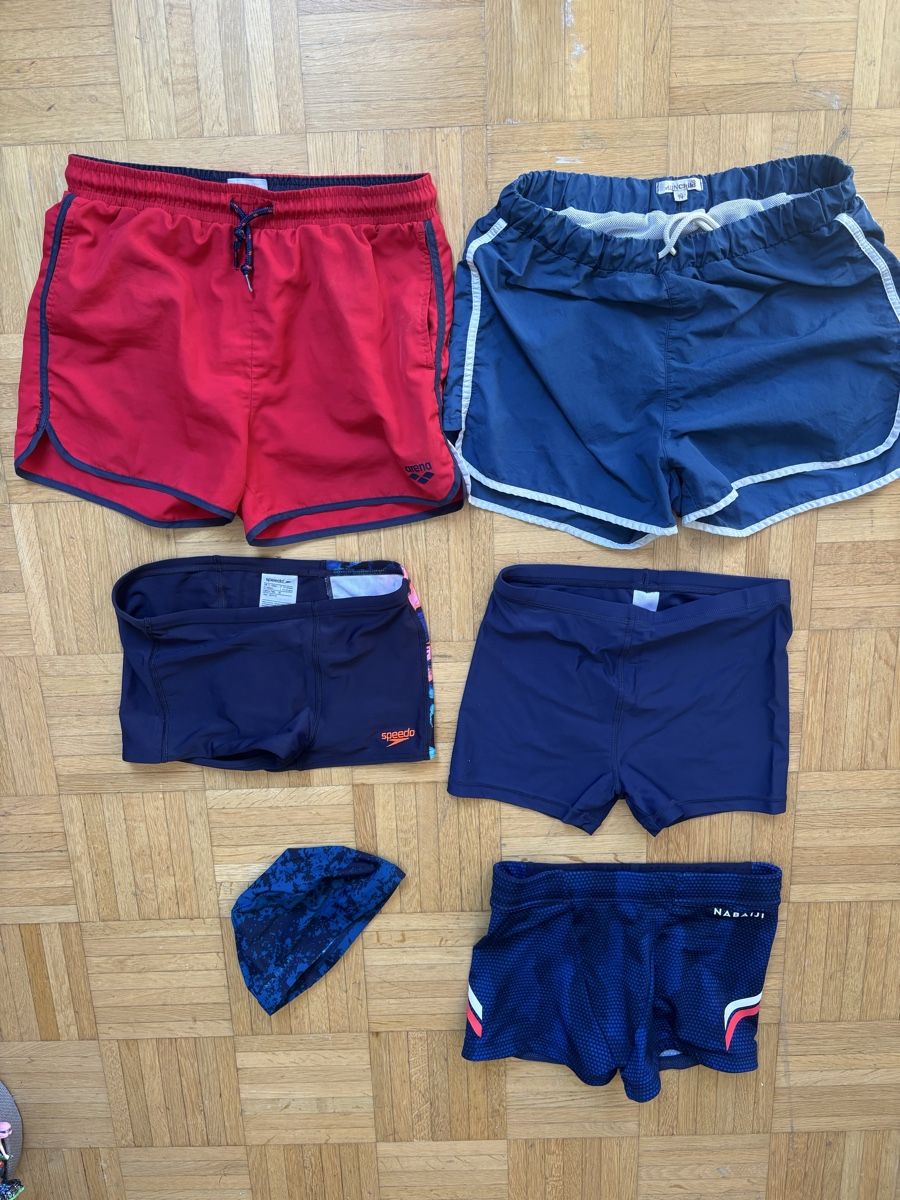 Lotti & Set di vestiti: Lot maillots de bain garçon,9-12 ans – Usato da Petit-Lancy venduto da Hpk_tbk
