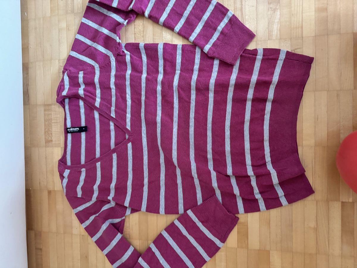 Pullover & Sweatshirts: Pully m – Gebraucht aus Küssnacht am Rigi von ciucchino 1