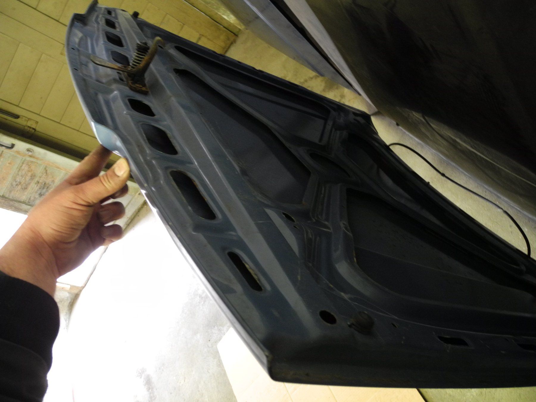 Volvo Tutti pezzi di ricambio auto: Motorhaube Volvo 240 – Usato da Ormalingen venduto da Adi811 1