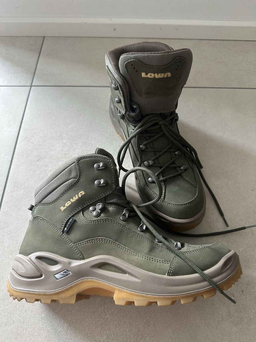 Lowa Scarpe da donna: Lowa Wanderschuhe Grösse 42.5 – Nuovo (secondo la descrizione) da Uitikon Waldegg venduto da PBrosi