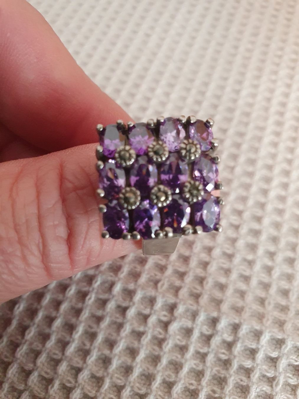 Anelli: Herrlicher Vintage Amethyst-Ring aus 925er Silber – Usato da Wohlen AG venduto da palmsprings 2