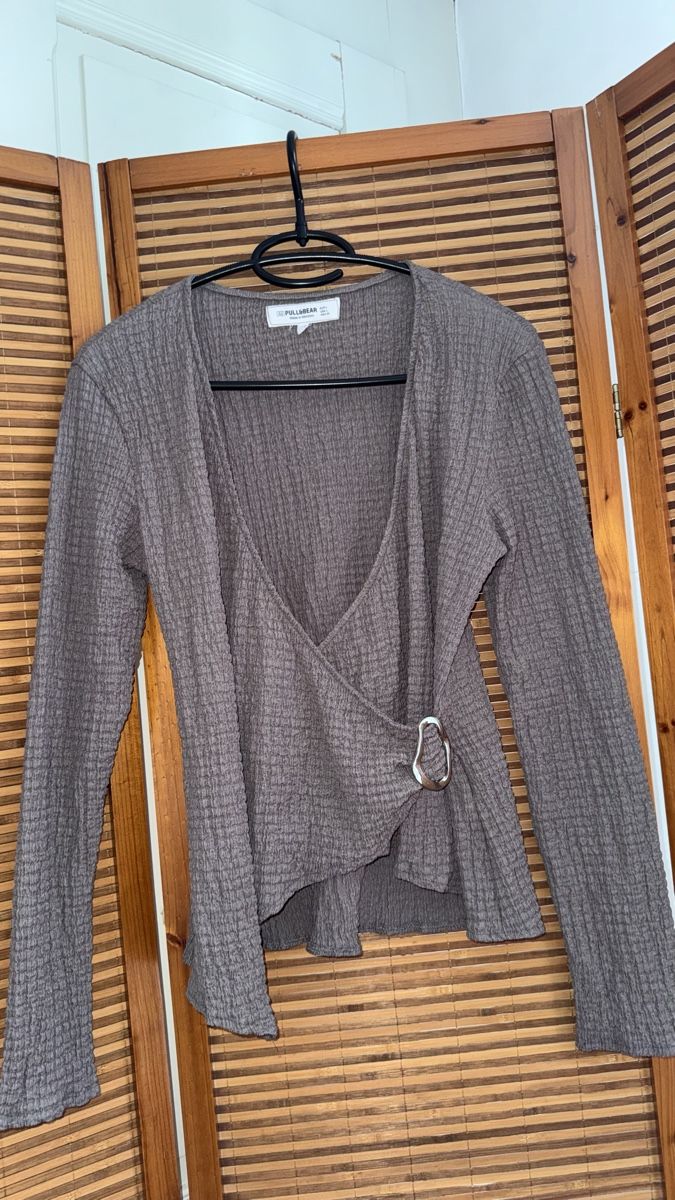Pull&Bear Camicette: Wickelbluse Pull&Bear, L/XL – Usato da Gümligen venduto da morticiaaddams