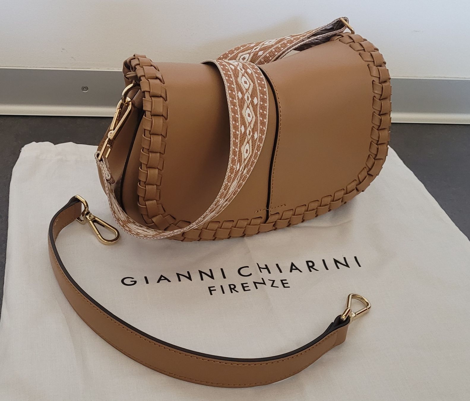 Gianni Chiarini Borse da donna: Sac à main en cuir camel Gianni Chiarini – Usato da Sion venduto da likaloba 1