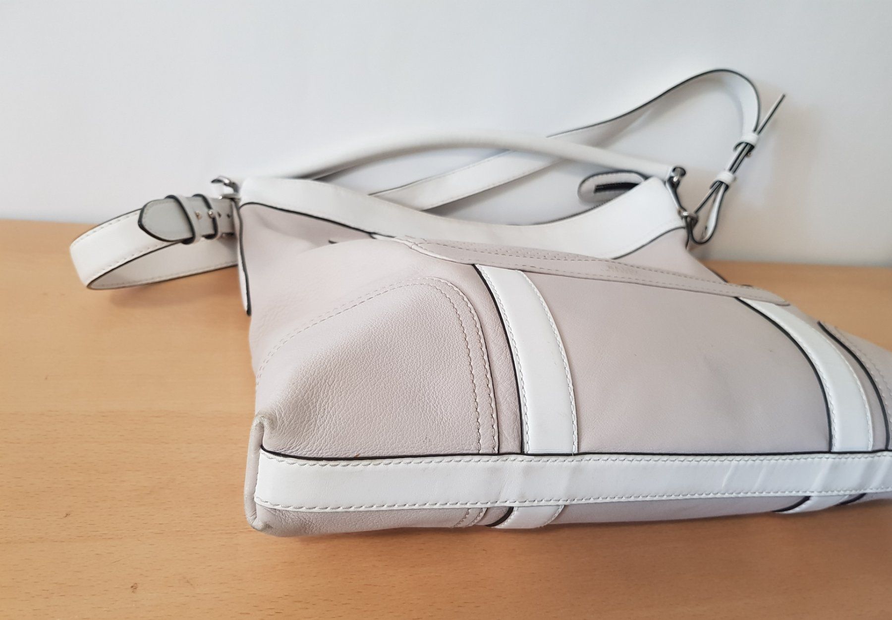 Bally Borse da donna: Bally Leder Handtasche in Beige – Usato da Basel venduto da chien008 6