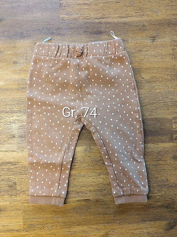Lotti & Set di vestiti: Kinderkleider Gr. 74 – Usato da Kappel SO venduto da hapahea 2