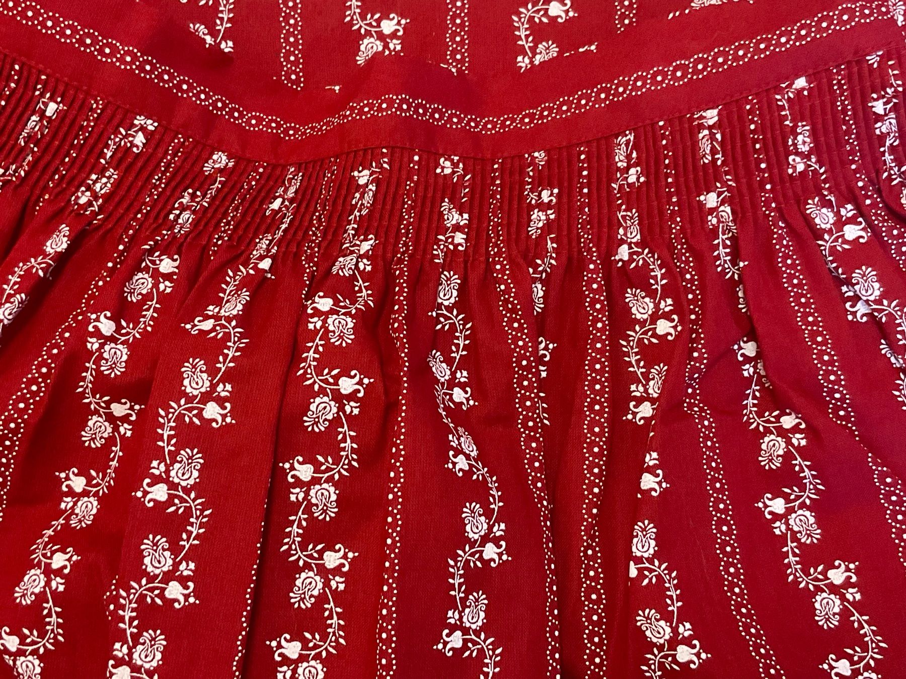 Lotti di vestiti: SALZBURGER DIRNDL KLEIDERSET – Nuovo (secondo la descrizione) da Scuol venduto da Lotus2020 9