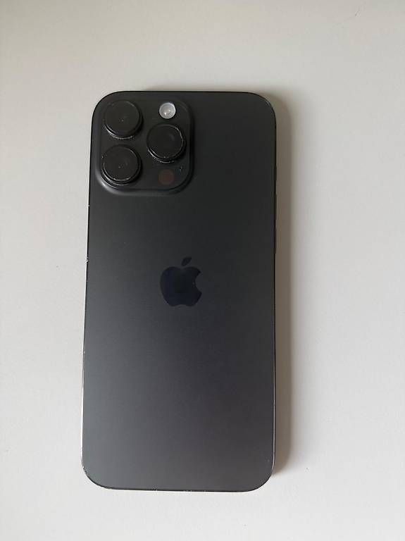 Apple Portables: Iphone 16 pro Max 256gb – D'occasion à Morcote par Claudia.fmt 1