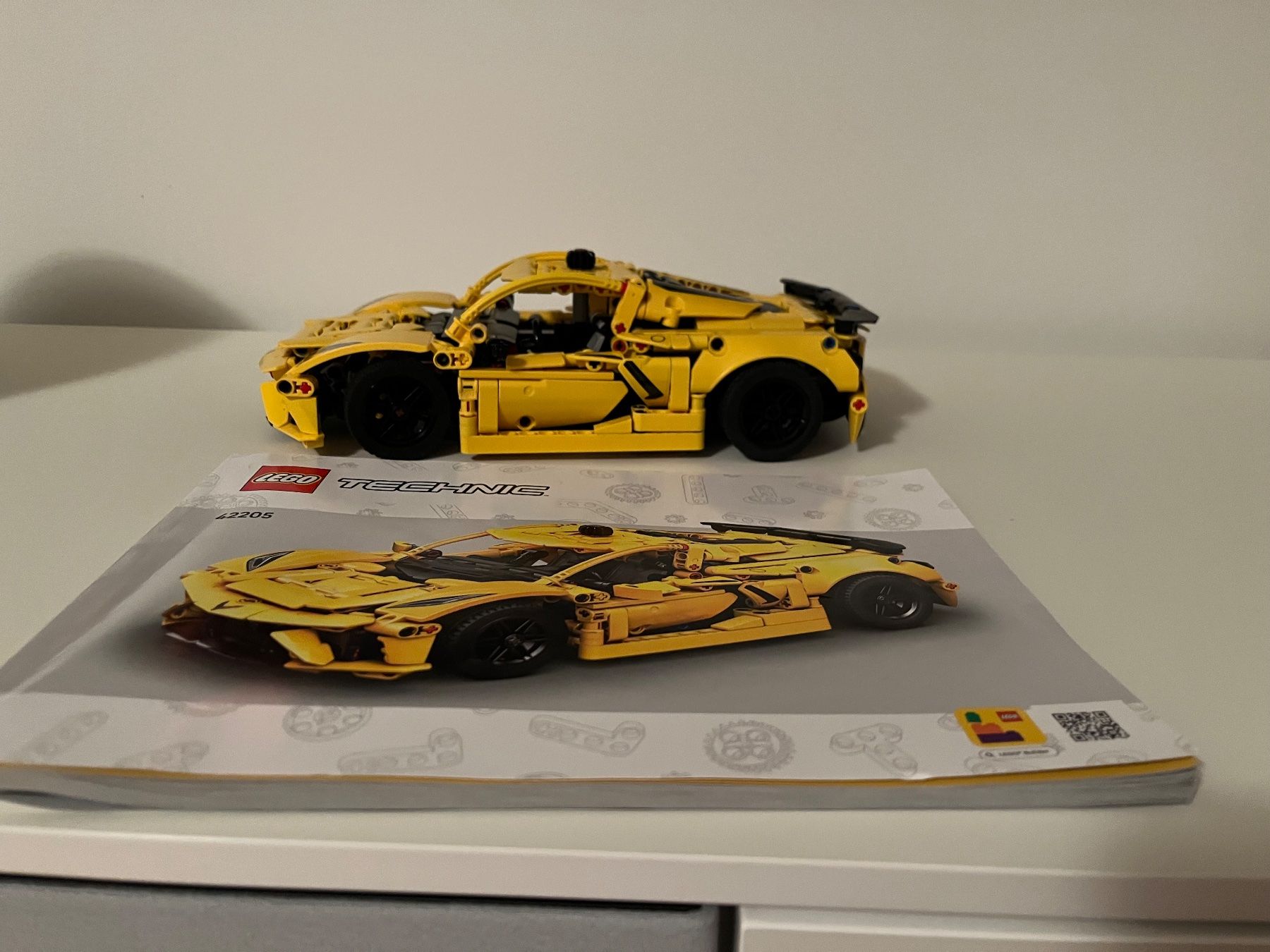 Lego Giocattoli: LEGO Technic 732 Teile Chevrolet Corvette Stingray – Usato da Stäfa venduto da Exclusive0 2