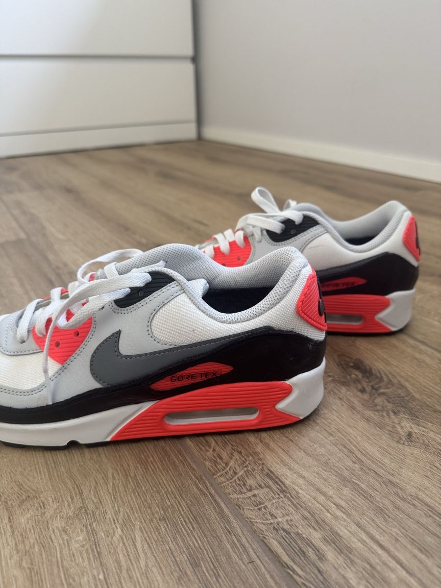 Nike Scarpe da uomo: Air Max 90 Infrared Goretex Taille 43 – Nuovo (secondo la descrizione) da Vétroz venduto da Neyssi 4