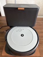 iRobot Roomba i1+ mit Clean Base Absaugstation