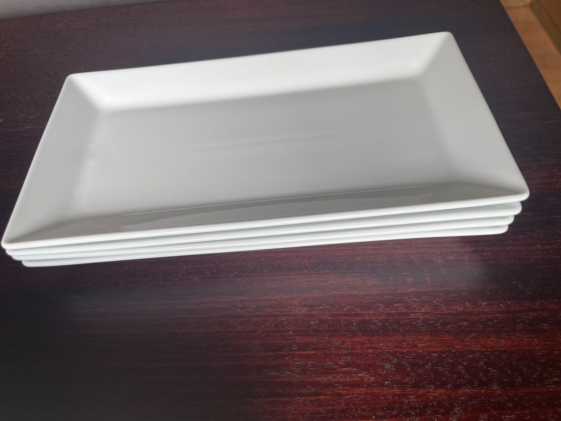 Piatti: Teller Rechteckformat 28 X 15 CM – Usato da Uster venduto da cityspider 1