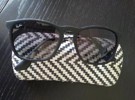 Lunettes de soleil Ray-Ban Chris RB4187