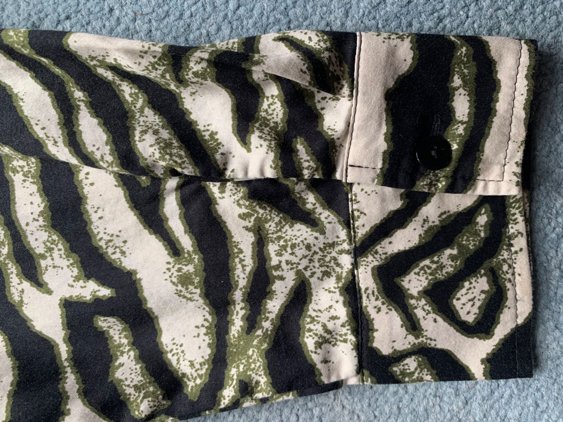 Camicette: Hemdbluse Zebraprint, justWhite, Gr. 42 – Usato da Wiesendangen venduto da Babalegi 1