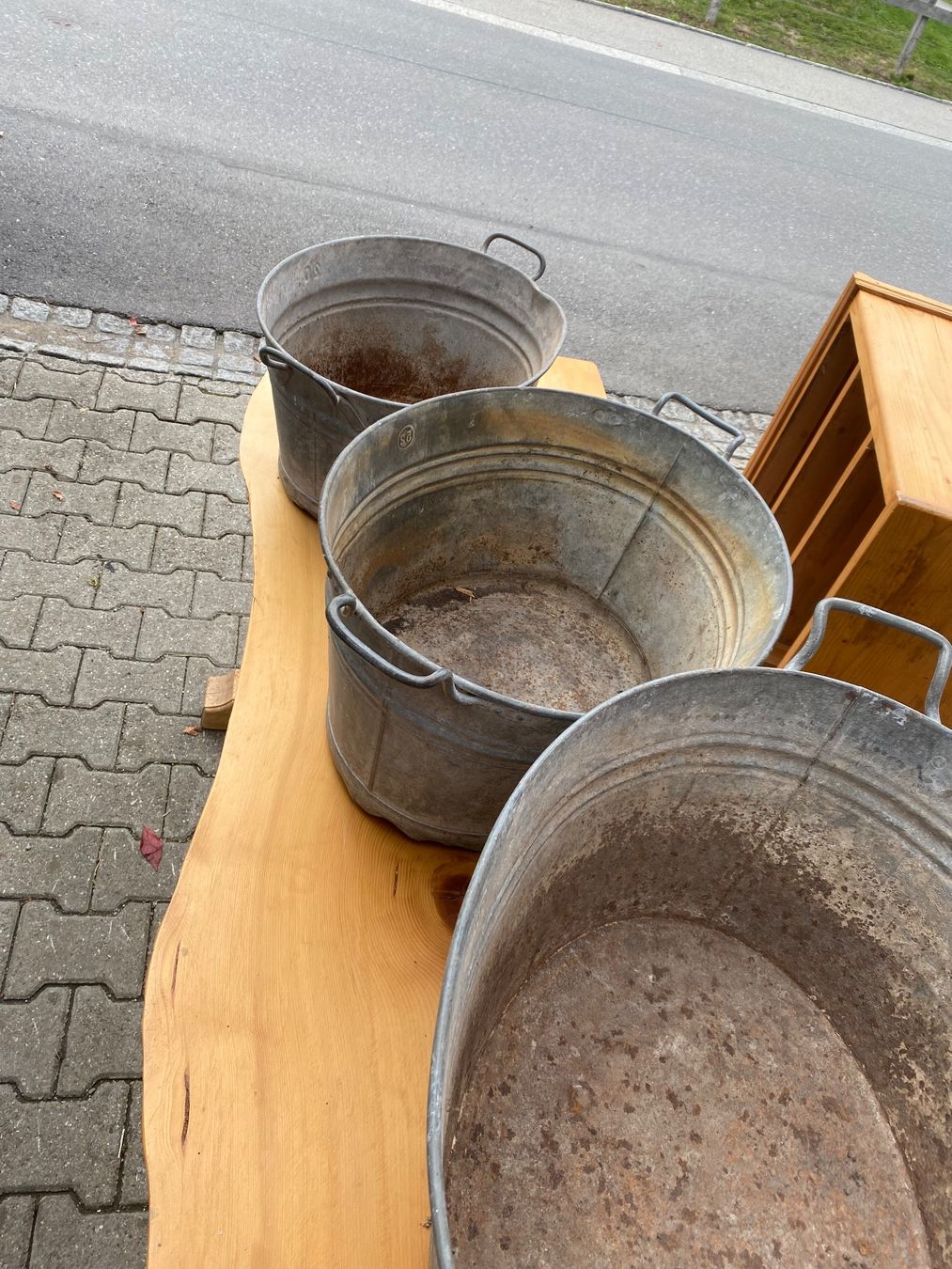 Autres décorations pour le jardin: Blechzuber – D'occasion à Lenk im Simmental par gwustu 2