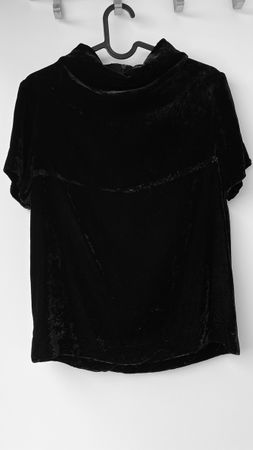 Top COS velours noir élégant, taille XS