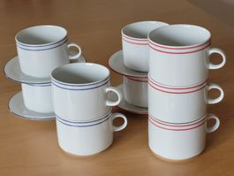 9 Tassen und 4 Untertassen