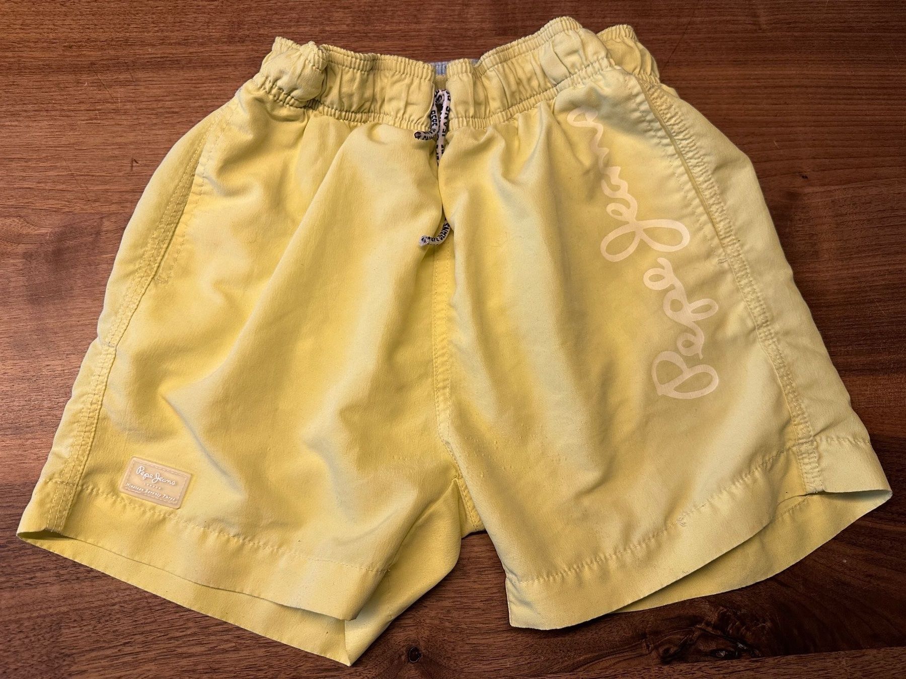 Costumi da bagno: Badehose gelb Gr. 152 – Usato da Winterthur venduto da manelio113