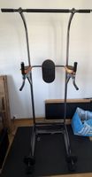 Klimmzugstation / Dipstation — Ideal für Training zu Hause