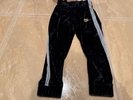 Nike schöne neue Samthose, 3-4J 98-104