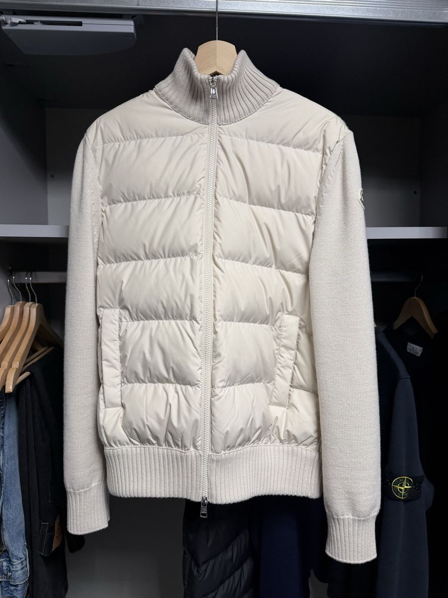 Moncler Jacken: Moncler Cardigan aus Wolle hellbeige – Neu und originalverpackt aus Spiez von vvo_627h