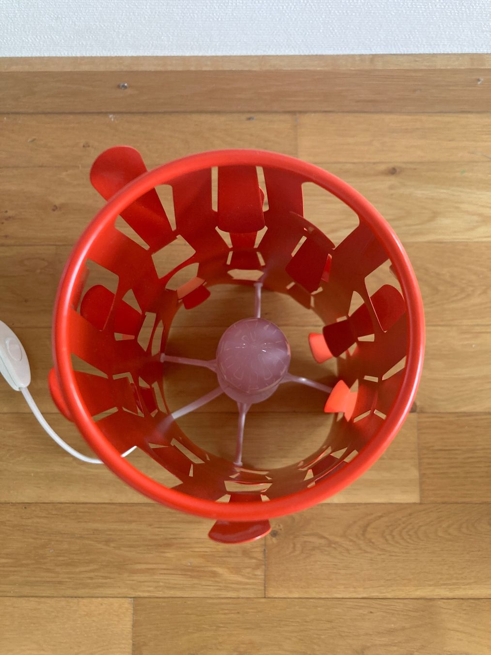 Ikea Lampade: Lampe Ikea top Zustand! – Usato da Zürich venduto da Inne_aere 4