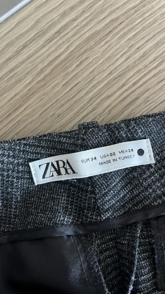 Zara Pantaloni: Zara Checkered Trousers Grey Size 34 – Usato da Tannay venduto da EllaSF 3