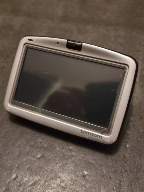 Tomtom Navigatori: TomTom GO 910, funktioniert nach Update – Usato da Courtaman venduto da Silb