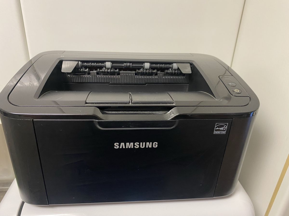 Samsung Stampanti: Samsung ML-1676 laser printer – Usato da Buchs ZH venduto da ole_2xbm