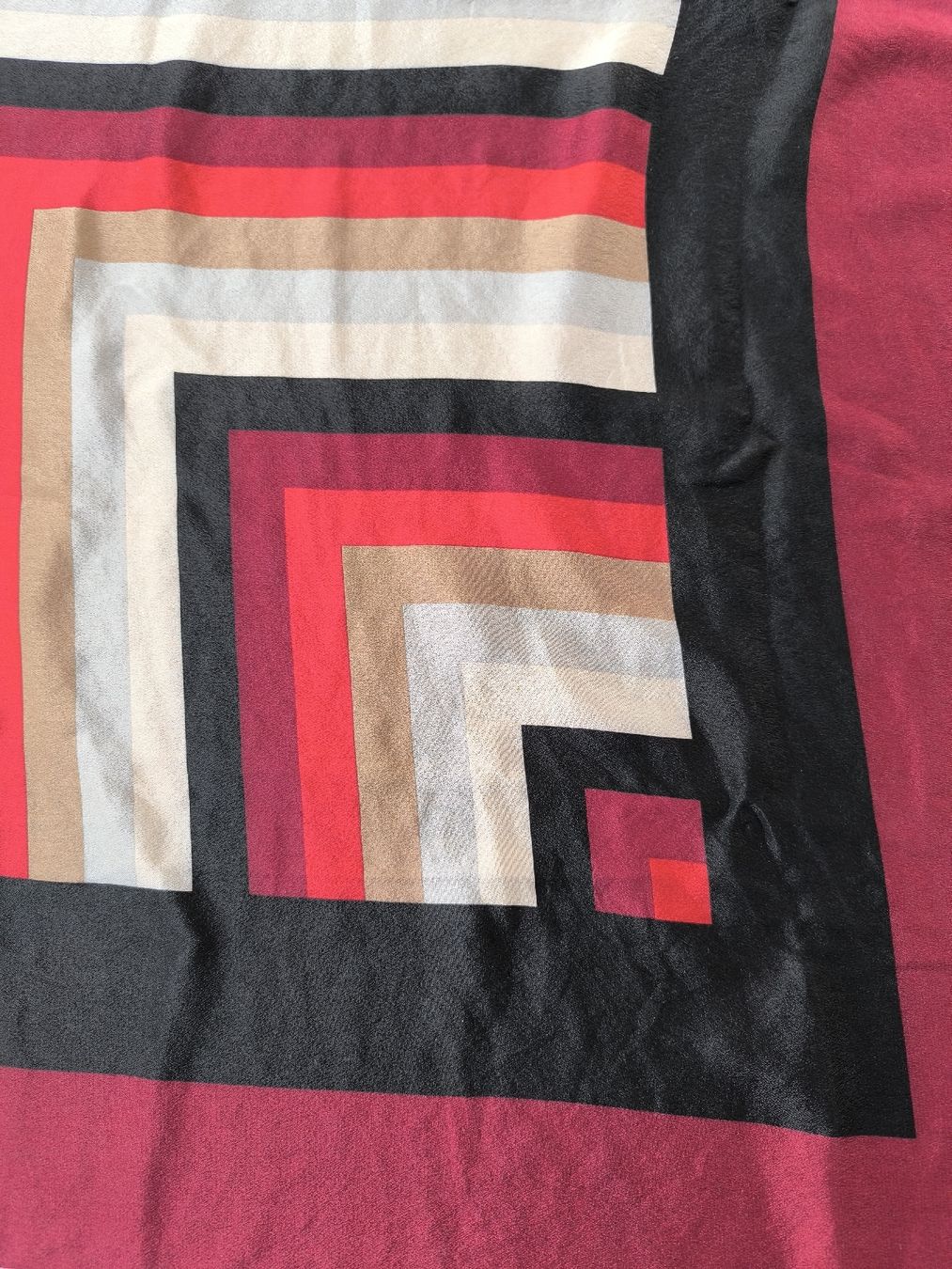 Foulard & Sciarpe: Loredano Seidenschal,70,80er – Usato da Schaffhausen venduto da gab_v5qf 1