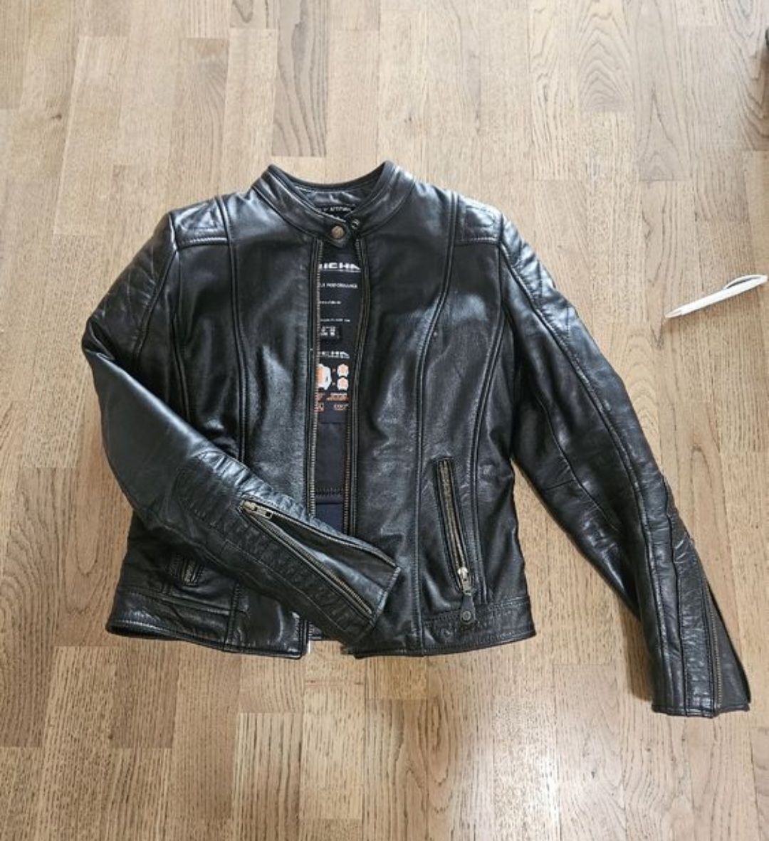 Giacche: Richa Motorradjacke Damen 38 – Usato da Gossau Zh venduto da A-Terrinha