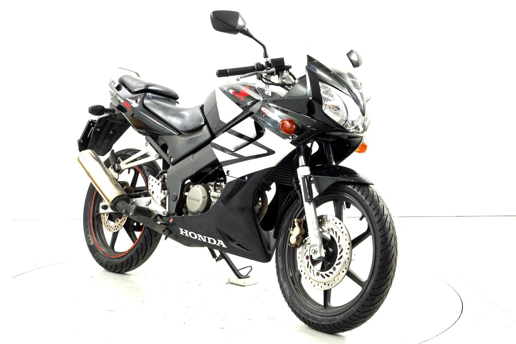 Honda Strasse: Honda CBR 125 R – Gebraucht aus Winterthur von MCW 2