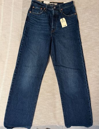 Levi's Ribcage Straight 28x32 Jeans