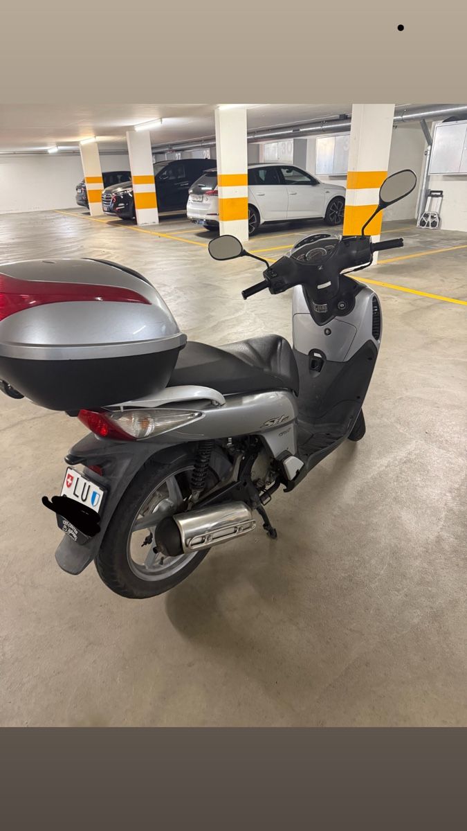 Honda Sonstige: Honda Sh 125i – Gebraucht aus Kriens von i_57ht 2