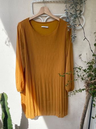 Robe femme moutarde plissé taille M occasion