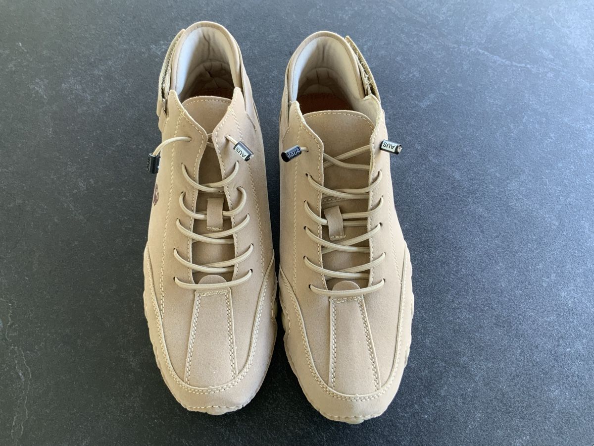 Chaussures hommes: LDECK Schuhe beige Grösse 39 – Neuf (Voir description) à Zürich par Aqua2