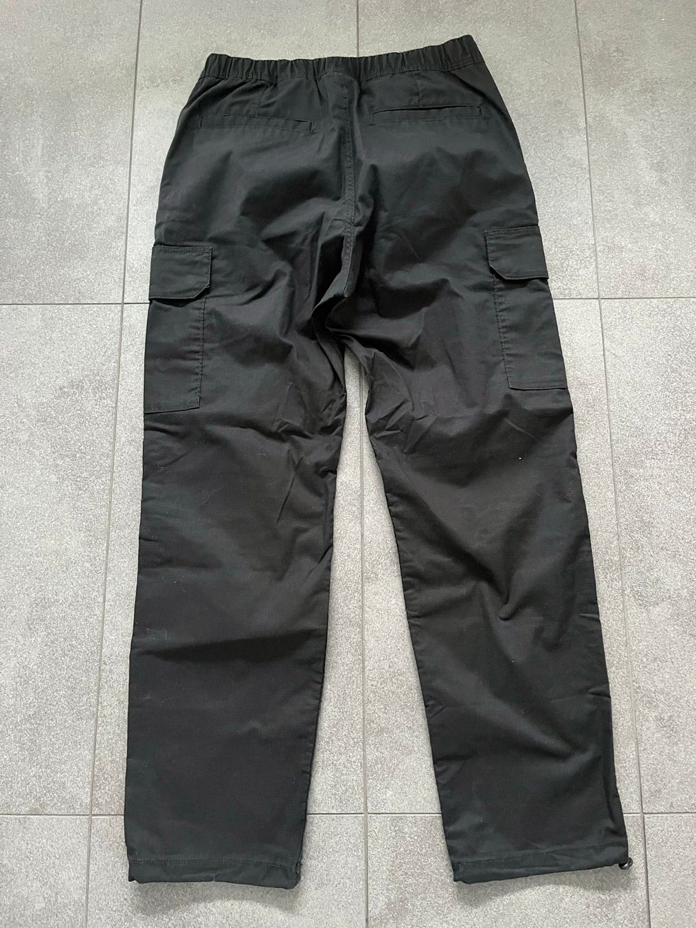 H&M Pantaloni: Cargo-Hose schwarz, Gr. S – Usato da Bösingen venduto da dankate 1
