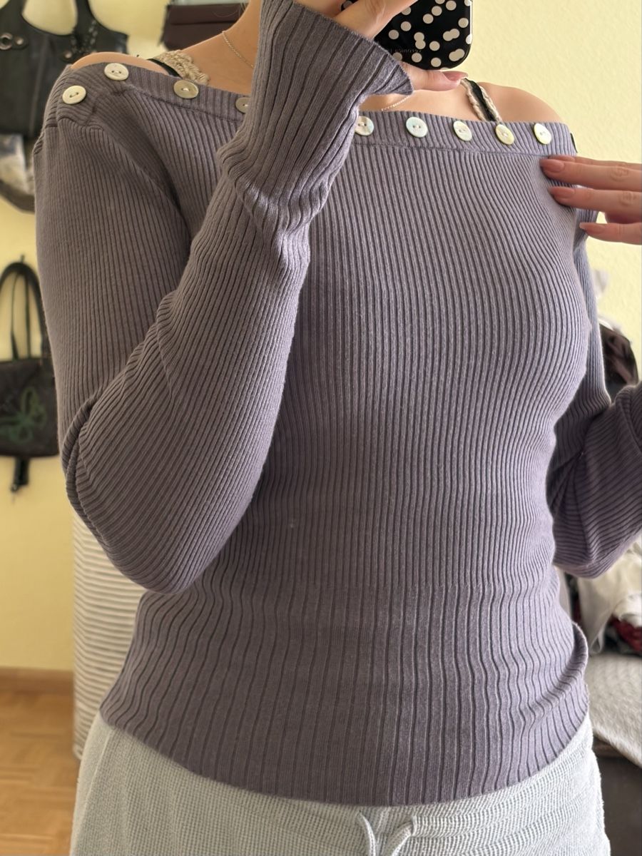 Maglioni & Felpe: Sweater – Nuovo (secondo la descrizione) da Basel venduto da pau_w9yw 1
