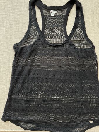 Guess Tanktop, schwarz, Gr. M, neuwertig, super für Sommer!
