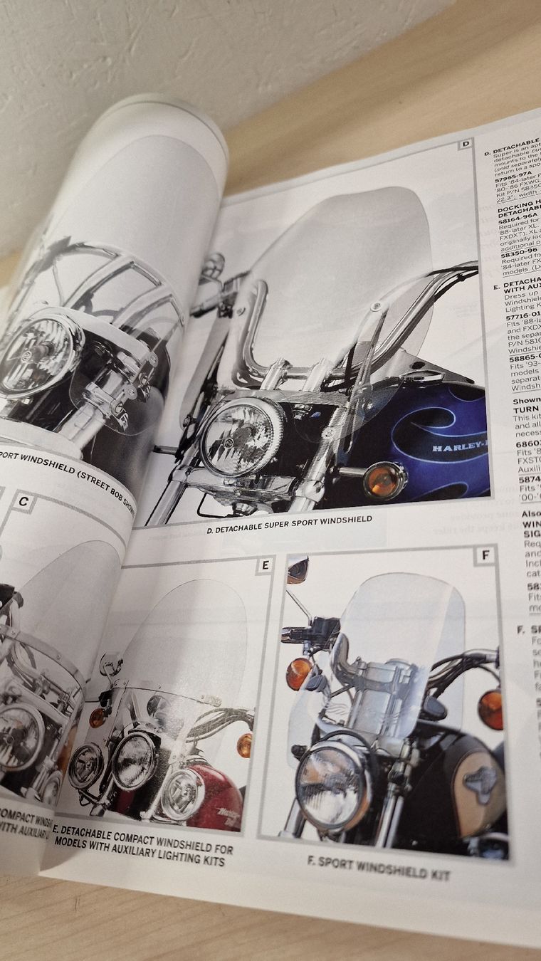 Libri: Harley-Davidson Zubehör Katalog - Customizing Ideen! – Usato da Herisau venduto da Antiques.AR 2