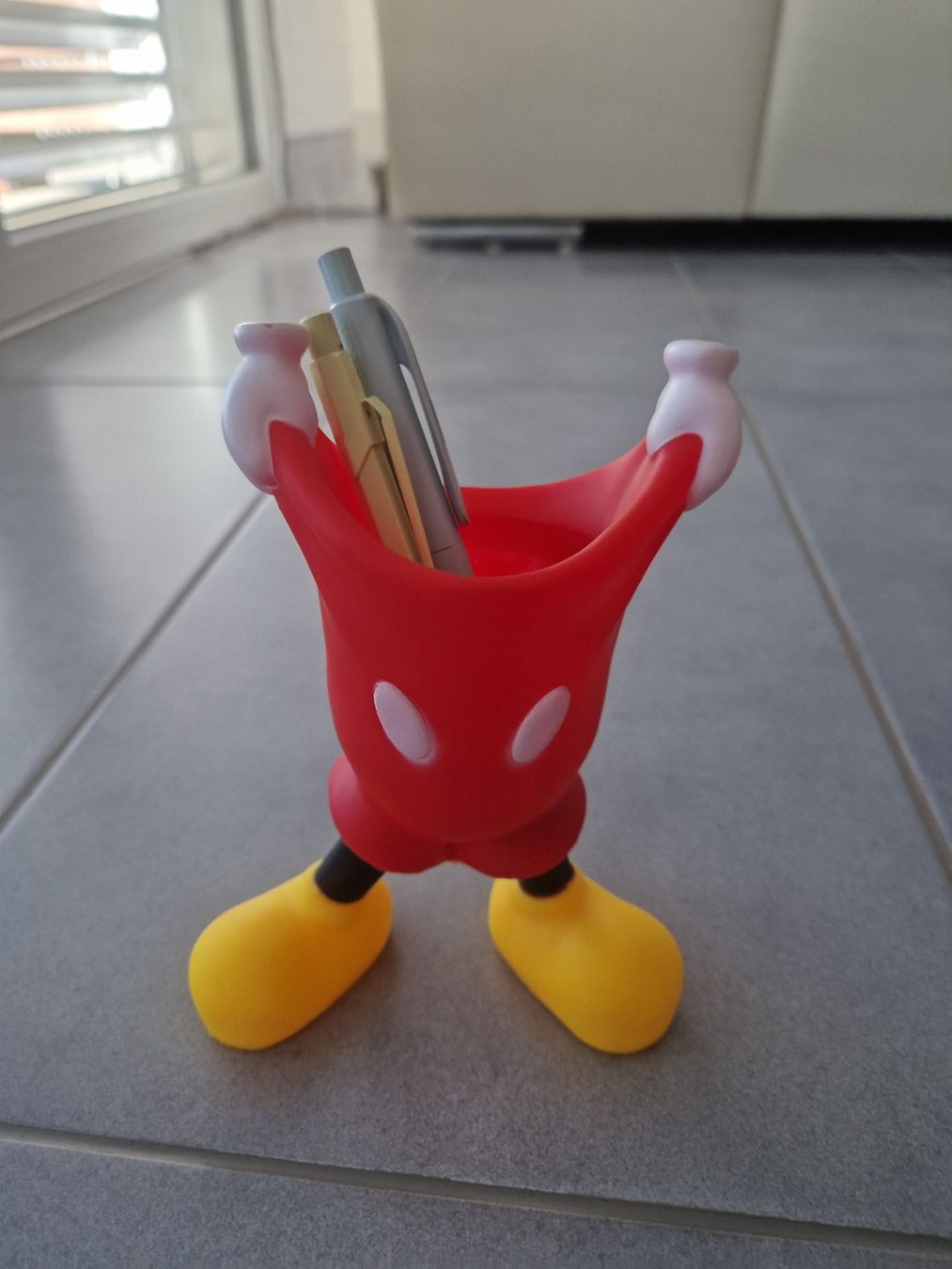 Stylos & Marker: Mickey Maus Stifthalter – D'occasion à Unterkulm par vab_6zcd