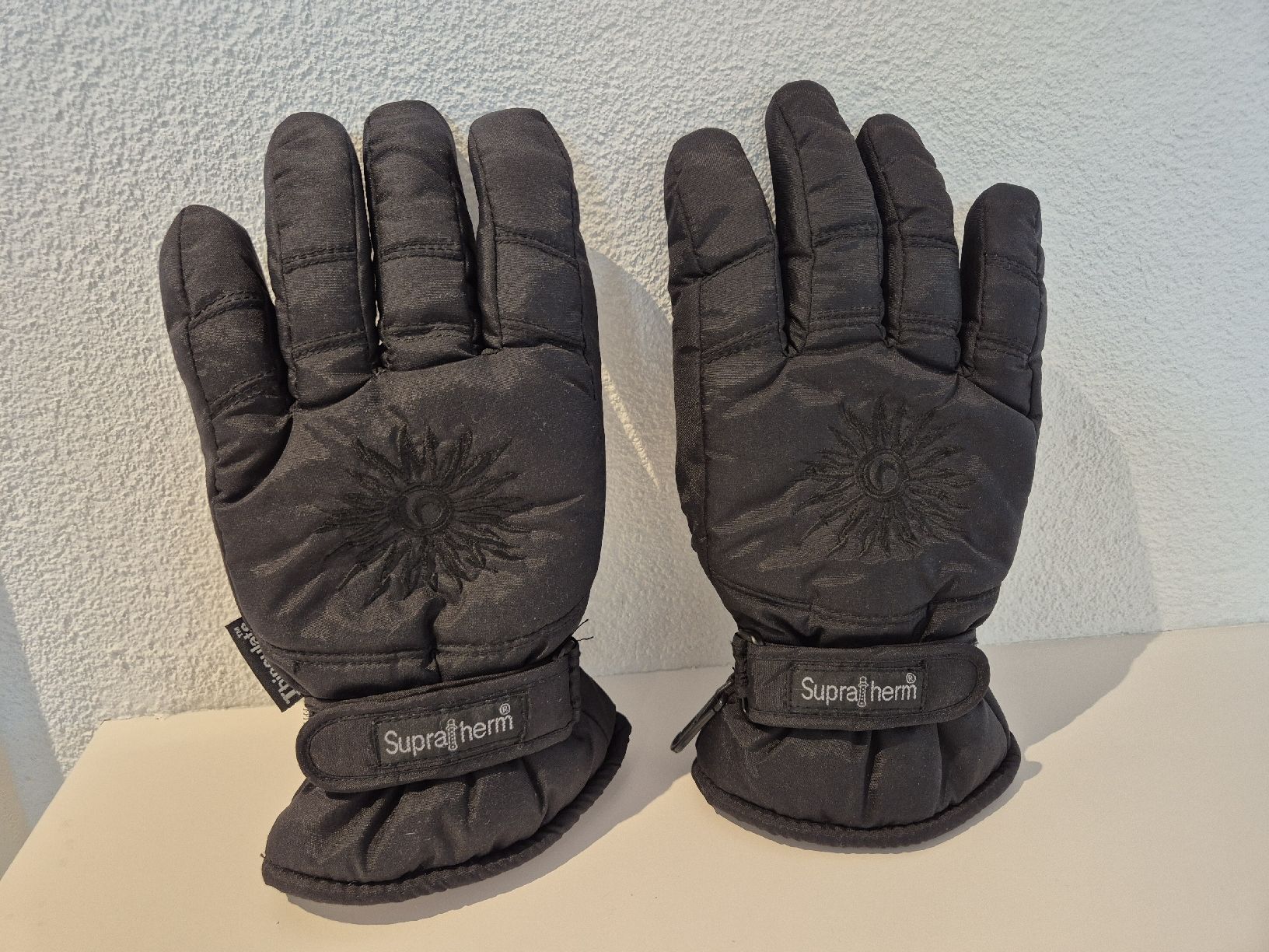 Altri accessori da uomo: Skihandschuhe schwarz, Gr. 9 1/2 – Nuovo (secondo la descrizione) da Hefenhofen venduto da GSC99