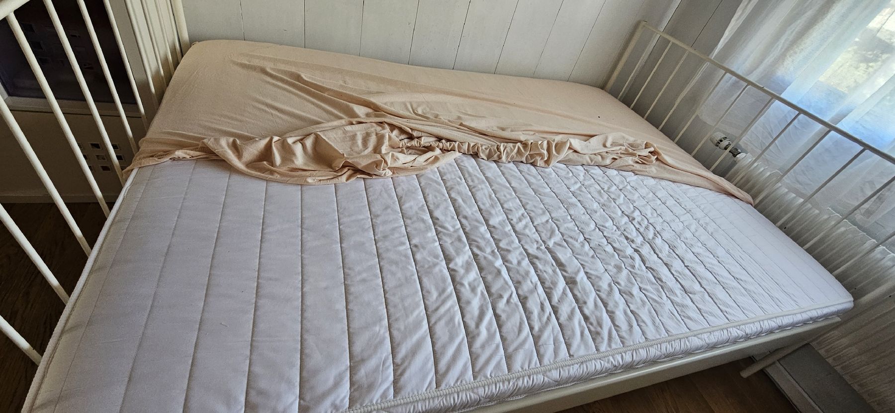 Letti: Metal bed frame white ,1,40  acceptable condition, – Usato da Rheineck venduto da ama_h57c 2