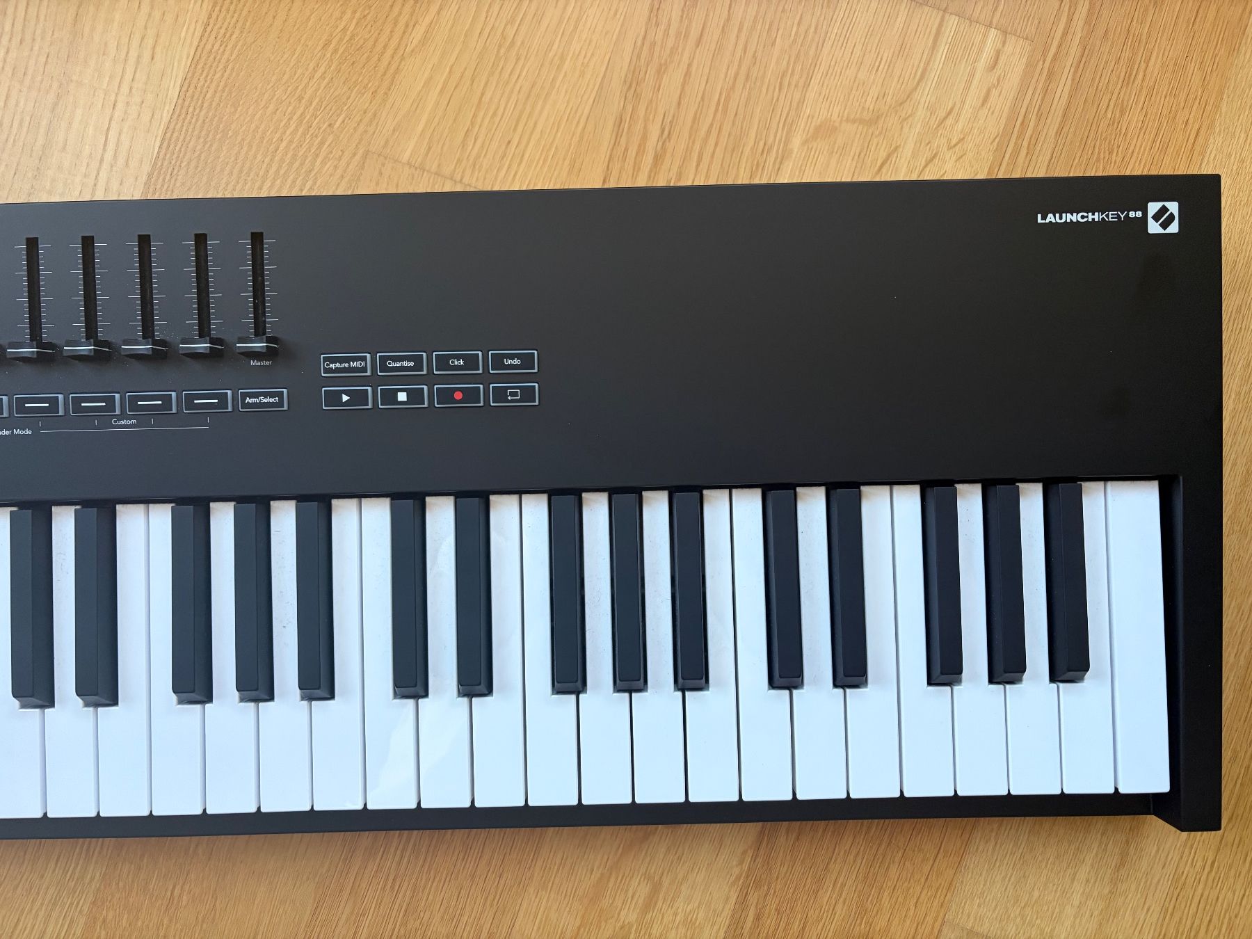 Novation Musikinstrumente: Novation Launchkey 88 MK3 MIDI Controller – Gebraucht aus Bern von dauber 1