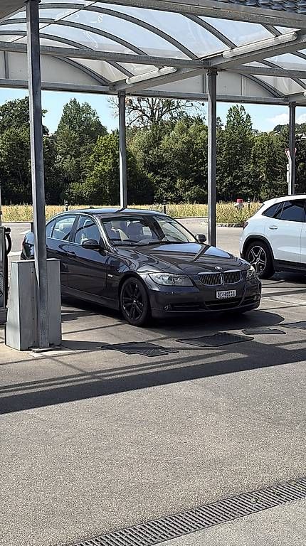 Automobili: BMW 330i E90 ab MFK – Usato da Bettingen venduto da Jonavs_ 1