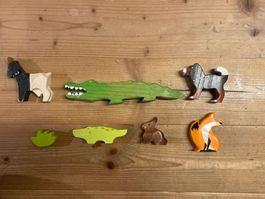 Konvolut: 6 Stück Holzitere & 1 Holz Strauch