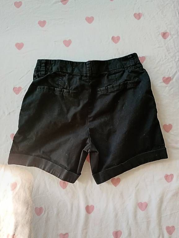 Pantalons: Kurze Hose h&m – D'occasion à Gelterkinden par leo_9z8m 1