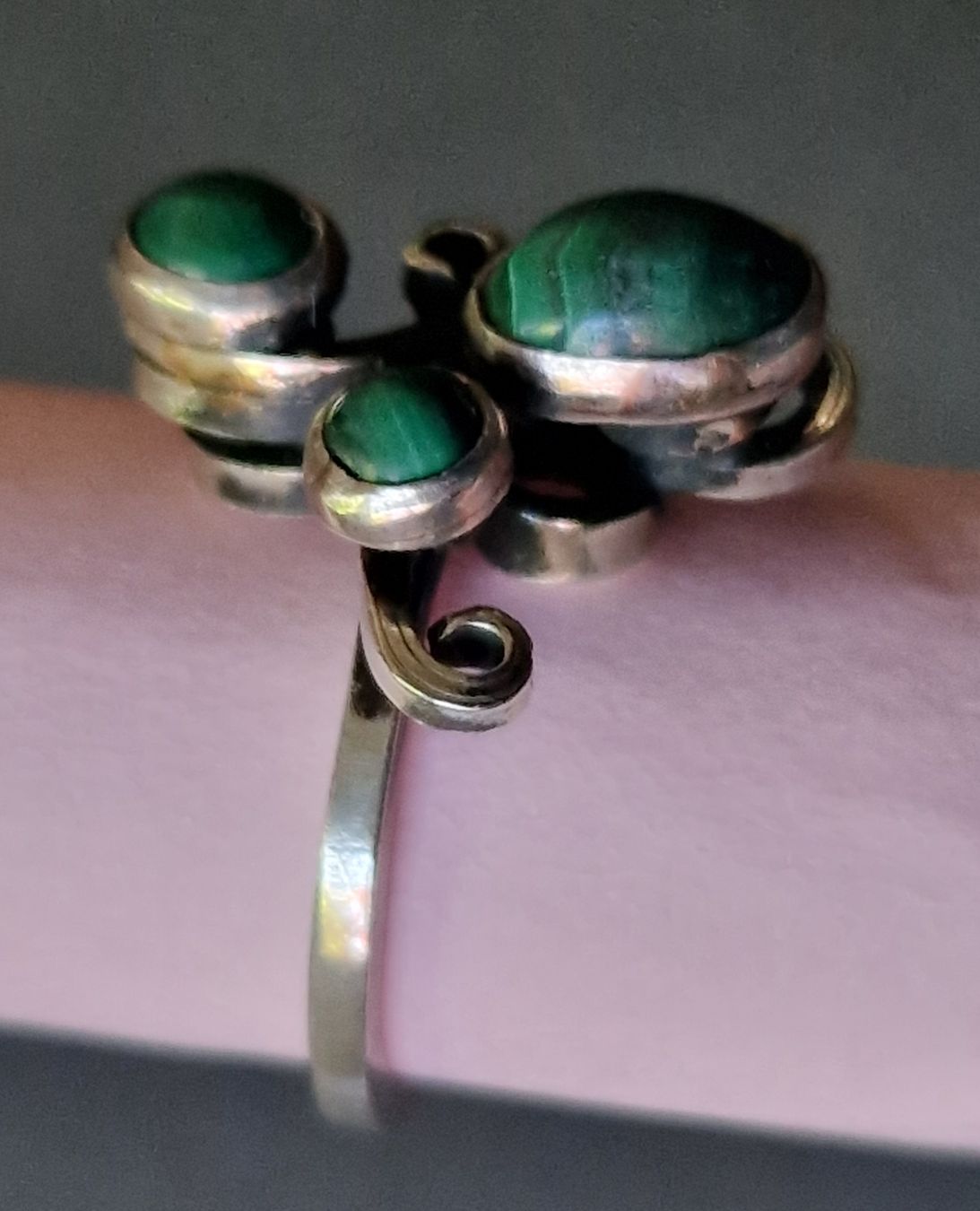 Bagues: Ring Silber mit Malachit Steinen Durchmesser 1,5cm – D'occasion à Seengen par Seestern77 1