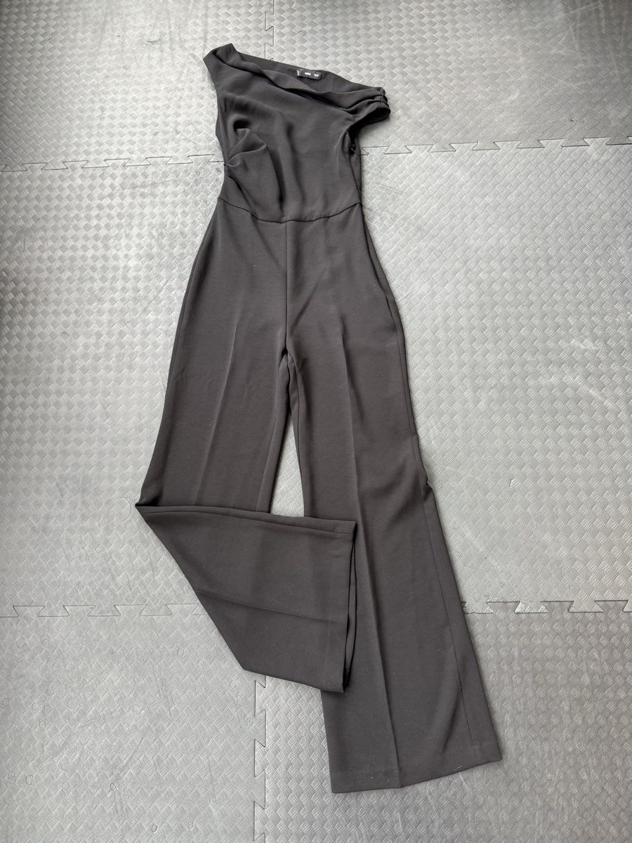 Mango Tute: MANGO Jumpsuit mit Drapierung S neu NP 90.- – Nuovo (secondo la descrizione) da Zürich venduto da Nellyville73 2