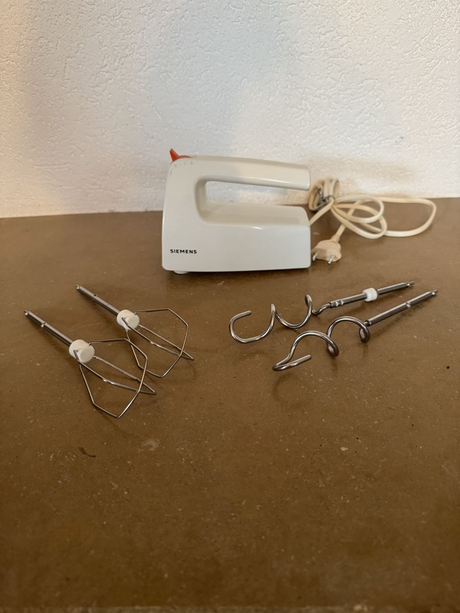 Siemens Elettrodomestici da cucina: Batteur électrique Siemens – Usato da Montsevelier venduto da ber_88db